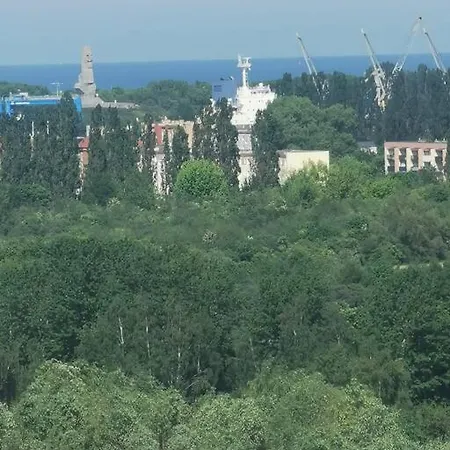 Urocze Z Widokiem Na Morze Apartment